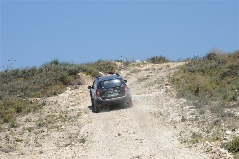 Renault Duster at Ixsir Winery
